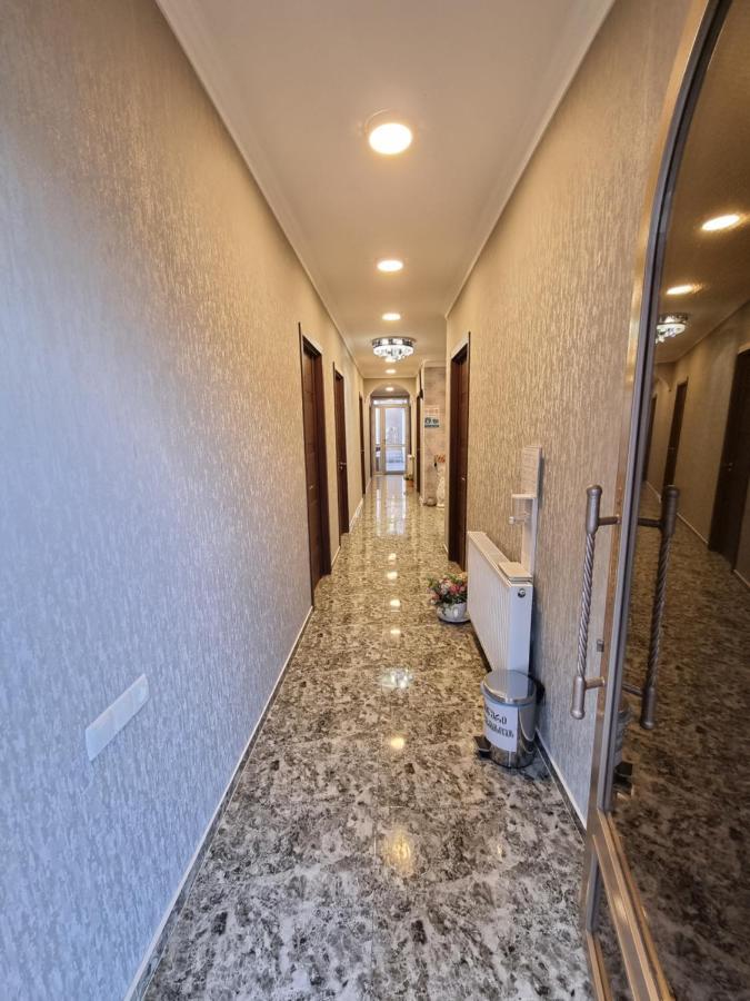 אחלציחה Hotel Lotus מראה חיצוני תמונה