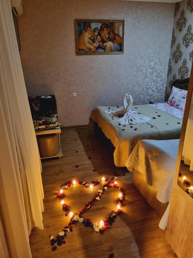 אחלציחה Hotel Lotus מראה חיצוני תמונה