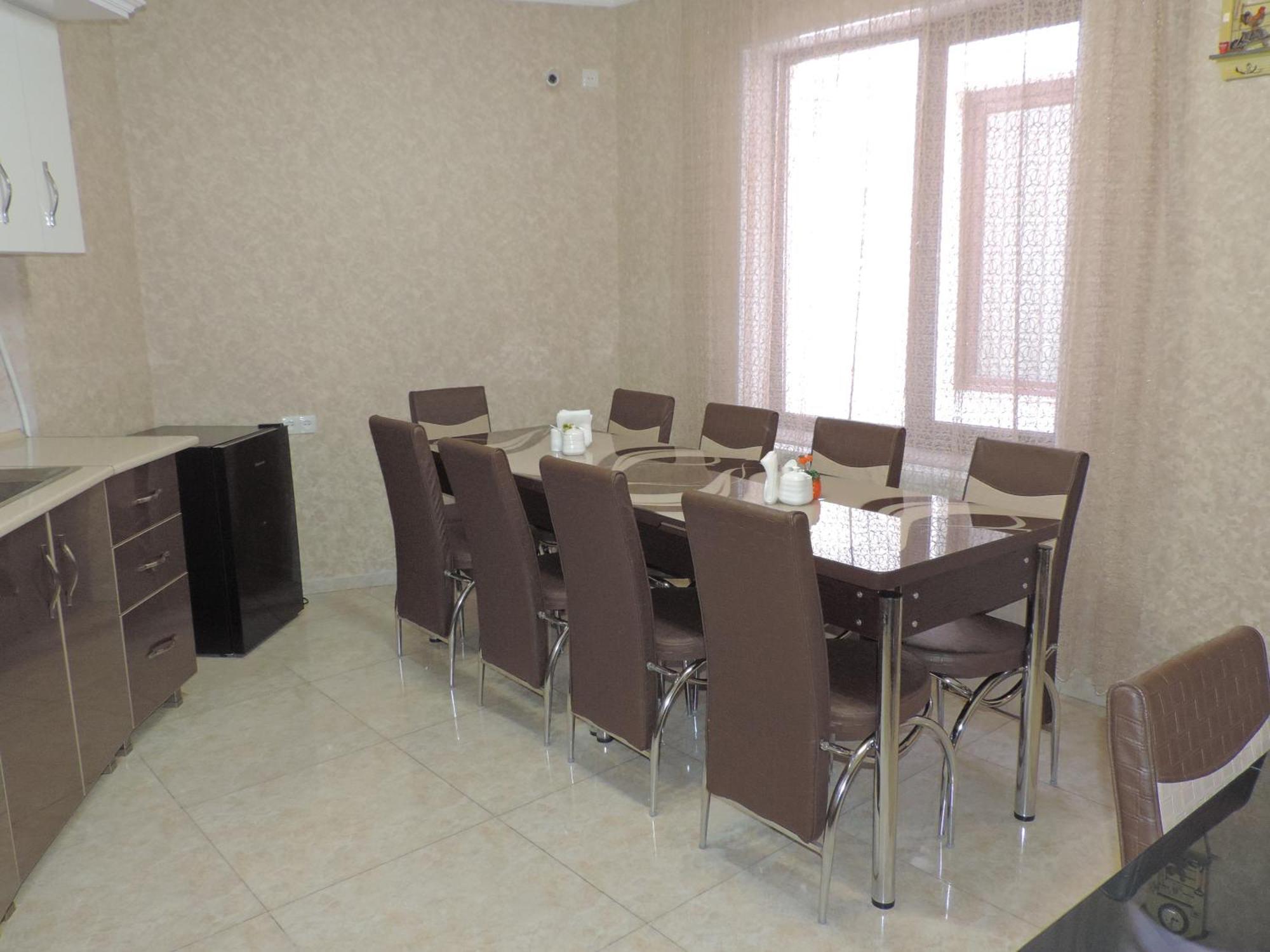 אחלציחה Hotel Lotus מראה חיצוני תמונה