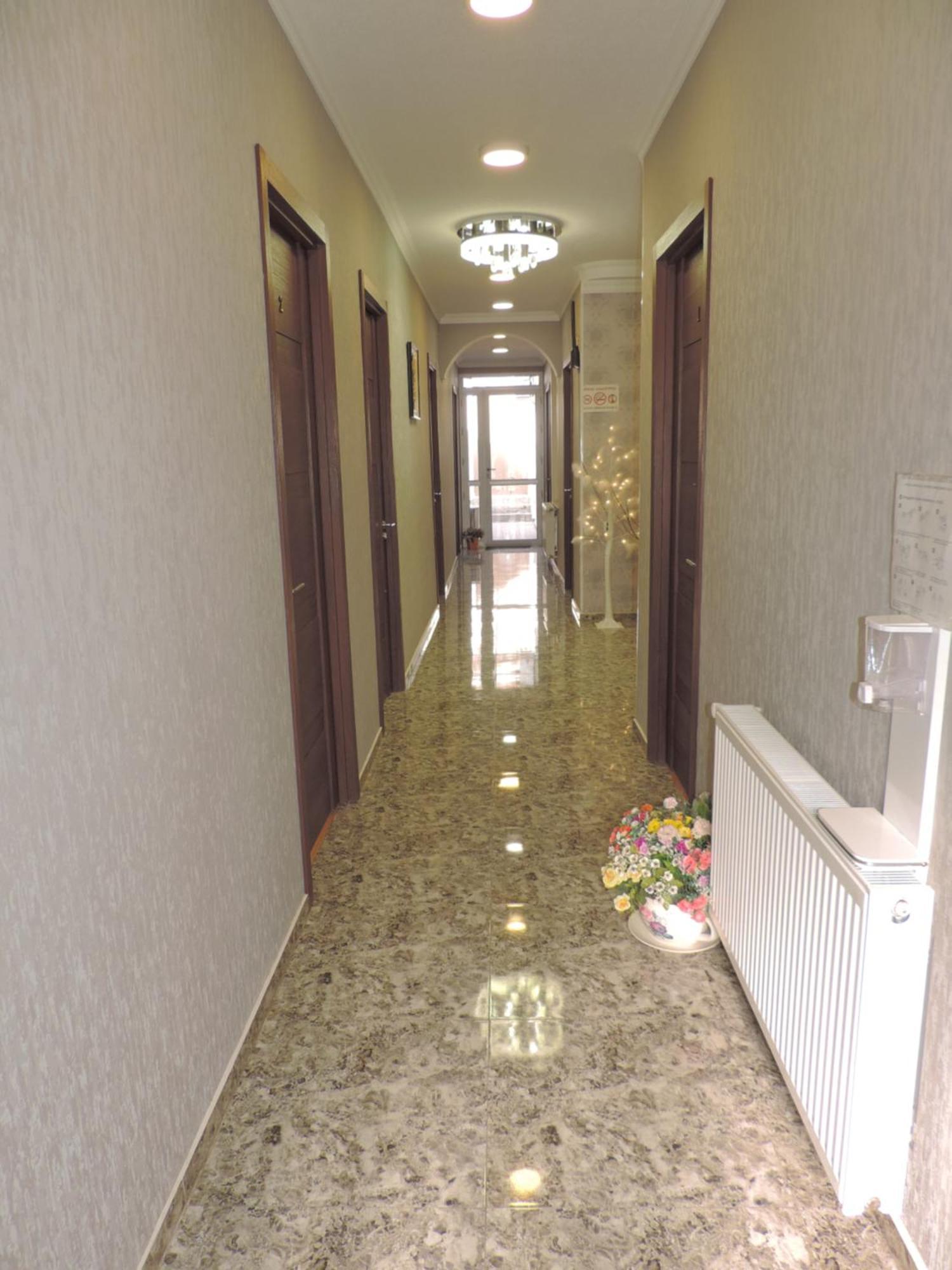 אחלציחה Hotel Lotus מראה חיצוני תמונה